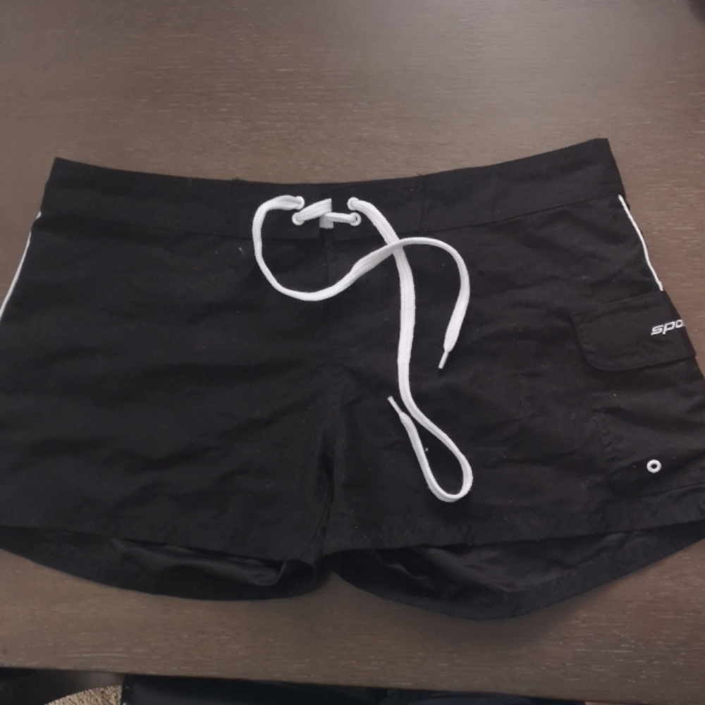 Women's board shorts